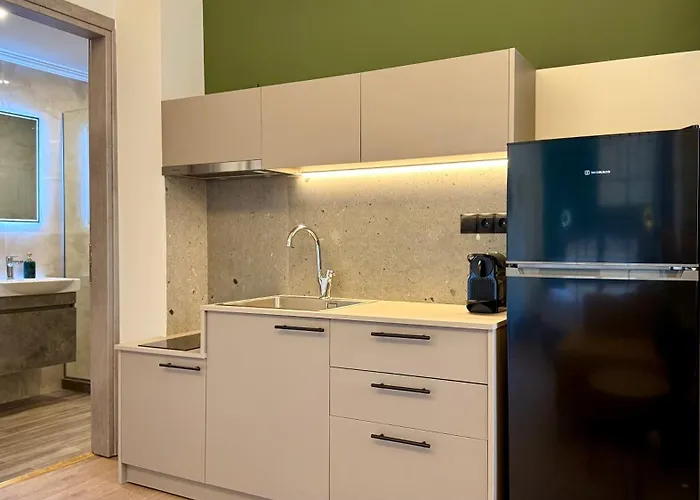 Lucero * Каламата